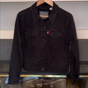 Levi's Red Tag Stretch Denim trucker Jacket sz M, Black - Like New
